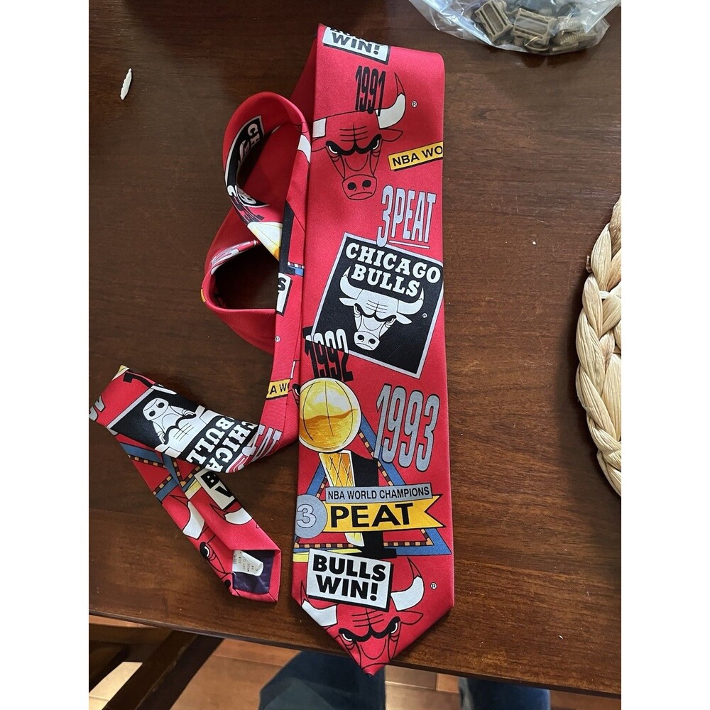 Chicago Bulls Finals 3-Peat Neck Tie Red Black Yellow White RM STYLE.